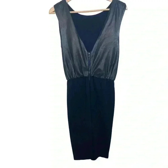 Alice + Oliva black leather sleeveless LBD little black dress 2 timeless - Picture 2 of 5